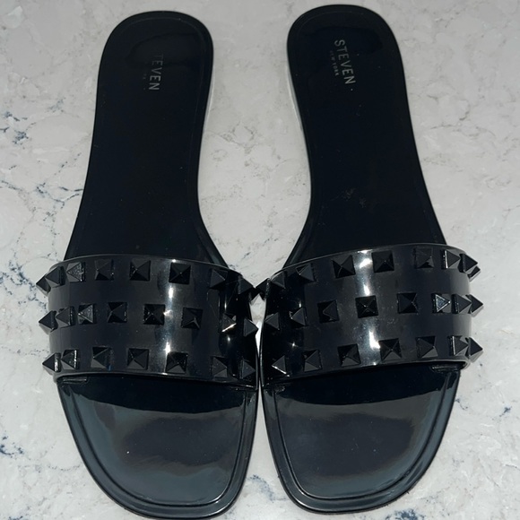 Steven flat sandals with studs - Picture 1 of 5